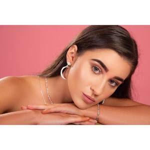 Meet your Posher, Tiana